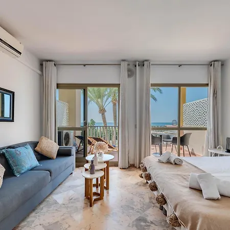 Tatil Evi Front Line Marbella