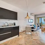 Front Line Ferienhaus