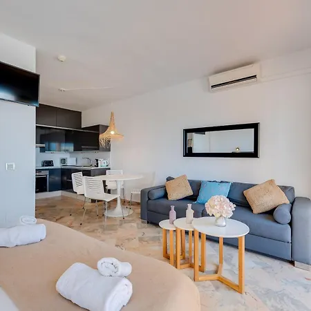 Front Line * Marbella